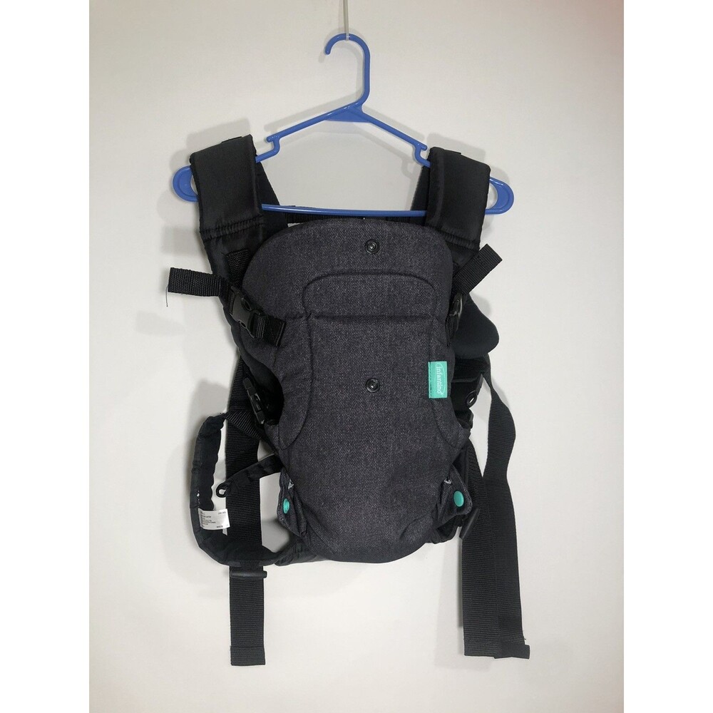 Infantino Flip 4-in-1 Convertible Carrier Excellent Condition